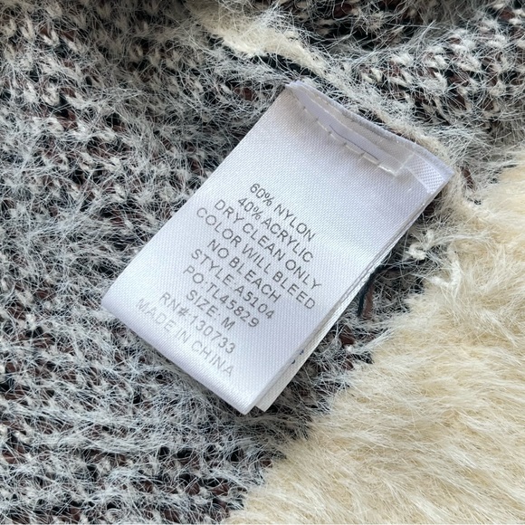 Umgee Women's Leopard Print Sweater - Picture 3 of 7